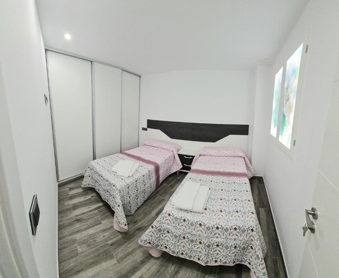 Apartamentos Desamparados Мурсія Екстер'єр фото